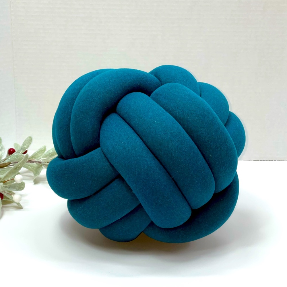 Knot Ball Throw Pillow Knotted Soft Plush Couch Bed Cushion Home Decor Accent gf